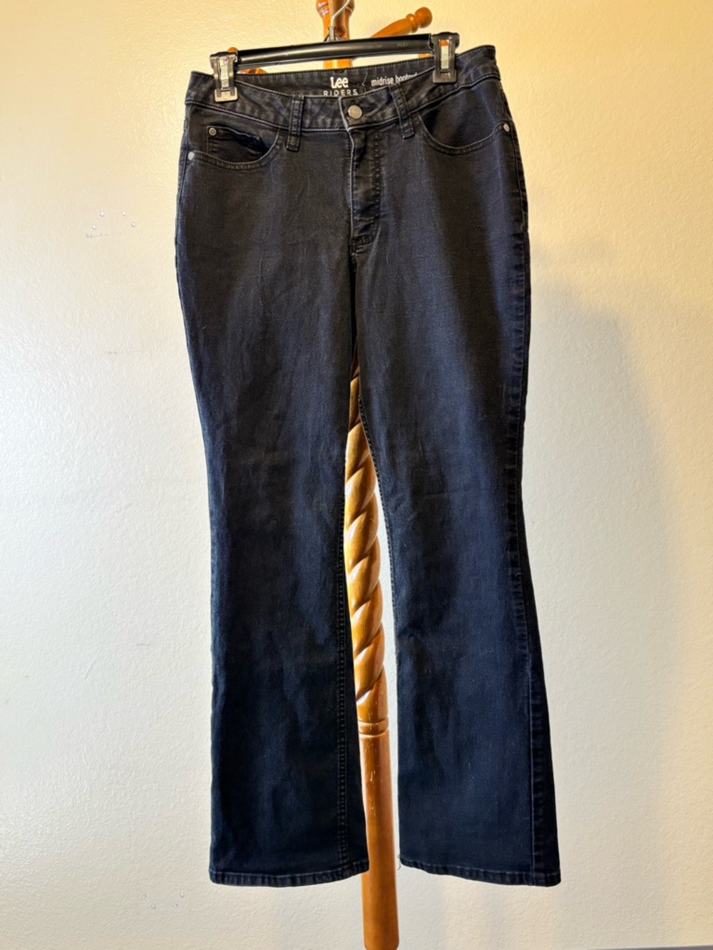 LEE RIDERS MIDRISE BOOTCUT / WOMENS 18W / MIDRISE FIT / BLACK